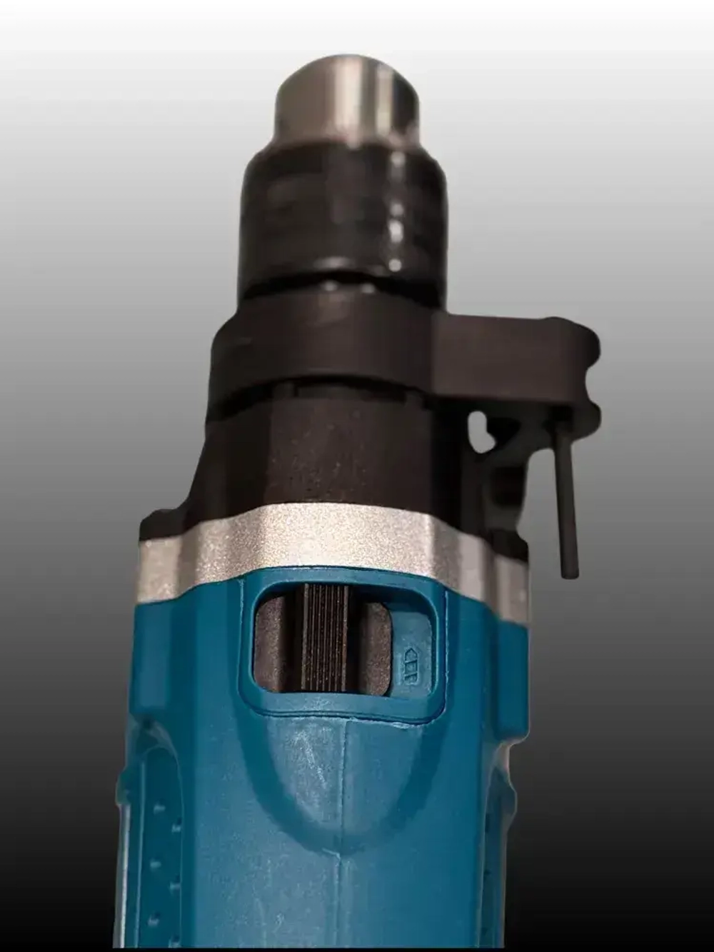 Ударная дрель Maкита HP 1630 13MM 800W