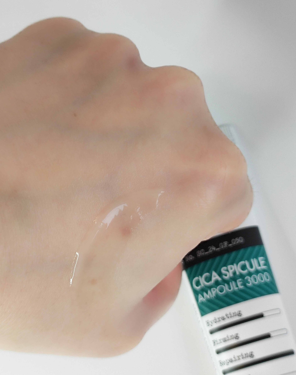 Восстанавливающая сыворотка для лица с центеллой и спикулами (3000 ppm) Derma Factory CICA SPICULE AMPOULE 3000, 30мл