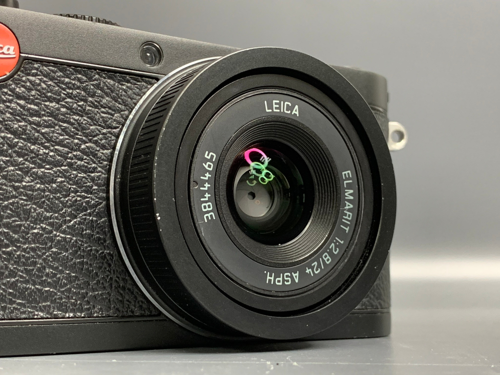 Leica X1