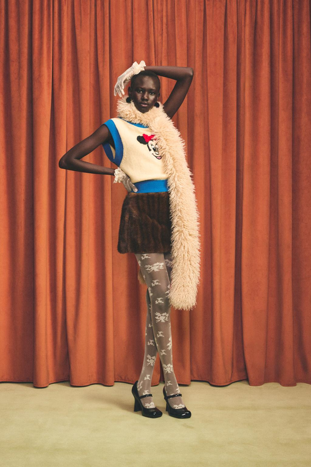 ZARA HARRY LAMBERT X DISNEY ПОЛУПРОЗРАЧНЫЕ ПЕРЧАТКИ С ЦВЕТОЧНЫМ ПРИНТОМ, ЭКРЮ