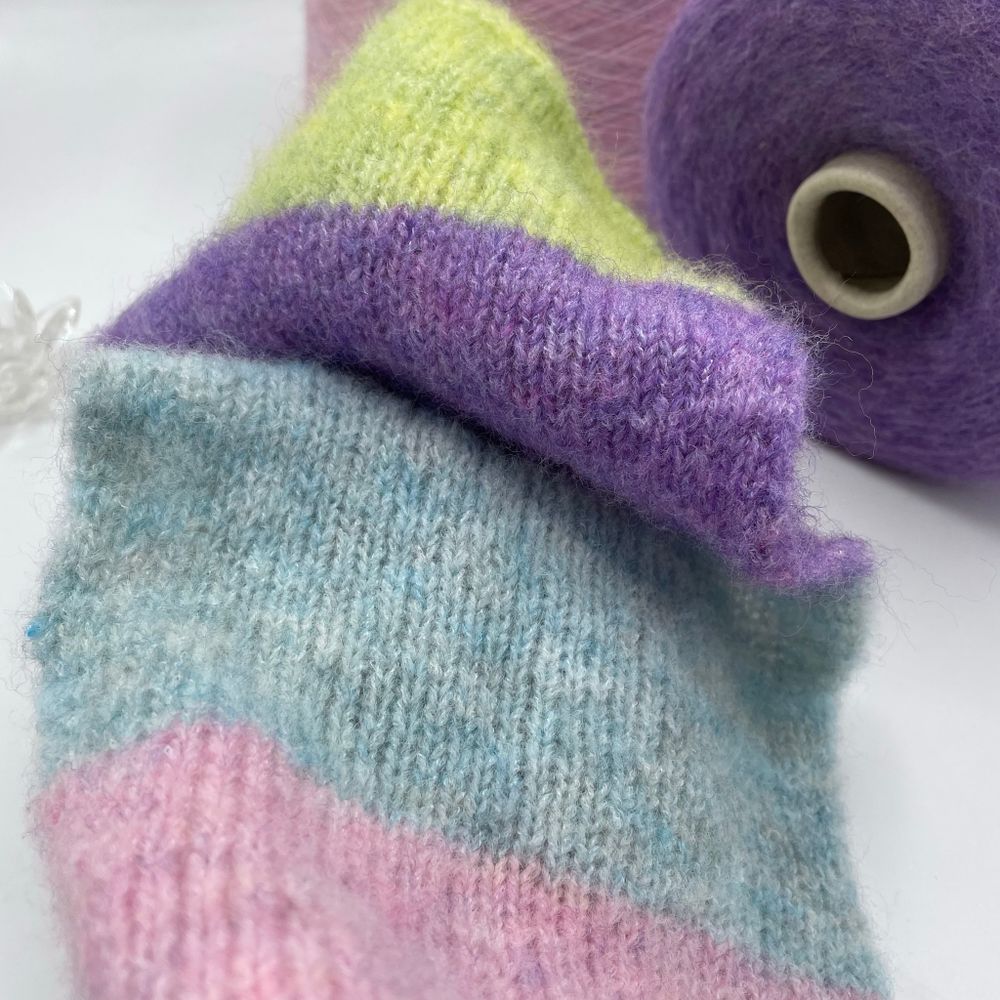 LINEAPIU ITALIA S.P.A. 37% вспушеный меринос 38% полиамид 24% полиакрил 1% другие волокна