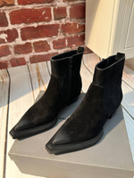 Казаки Balenciaga