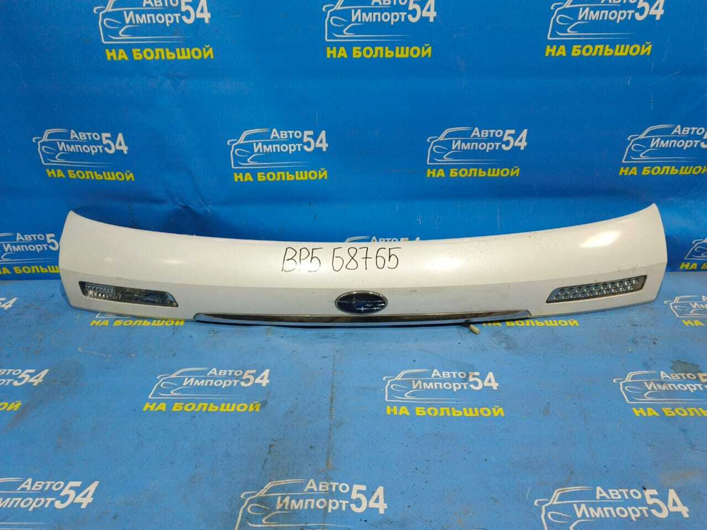 Вставка в багажник центральная SUBARU LEGACY 2003-2006