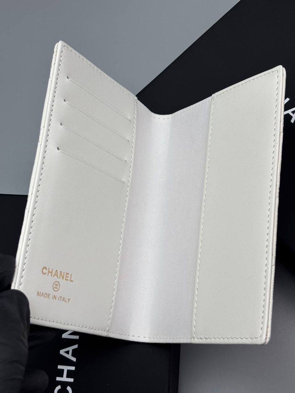 Обложка на паспорт CHANEL