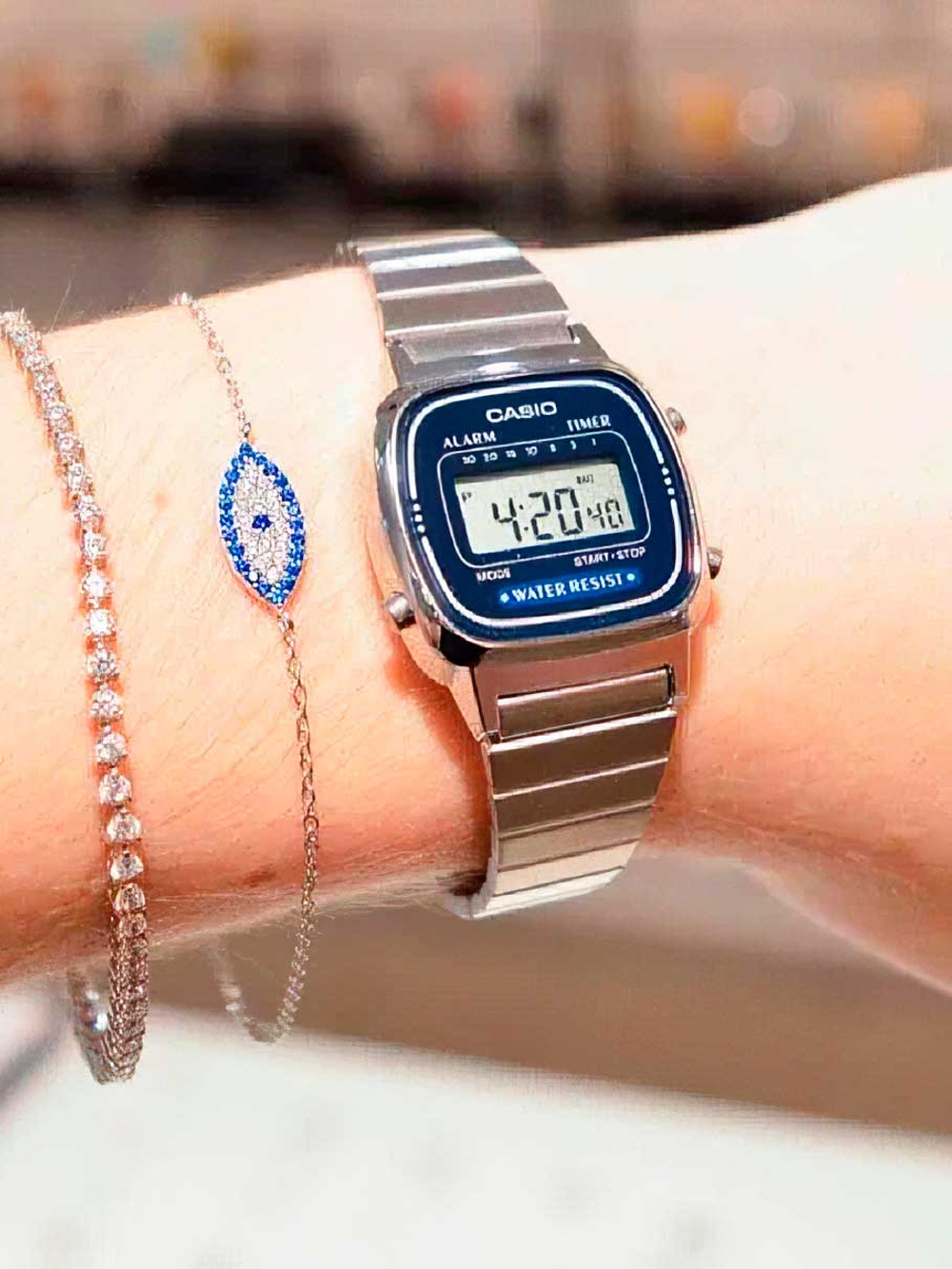 Часы Casio LA670WA-2