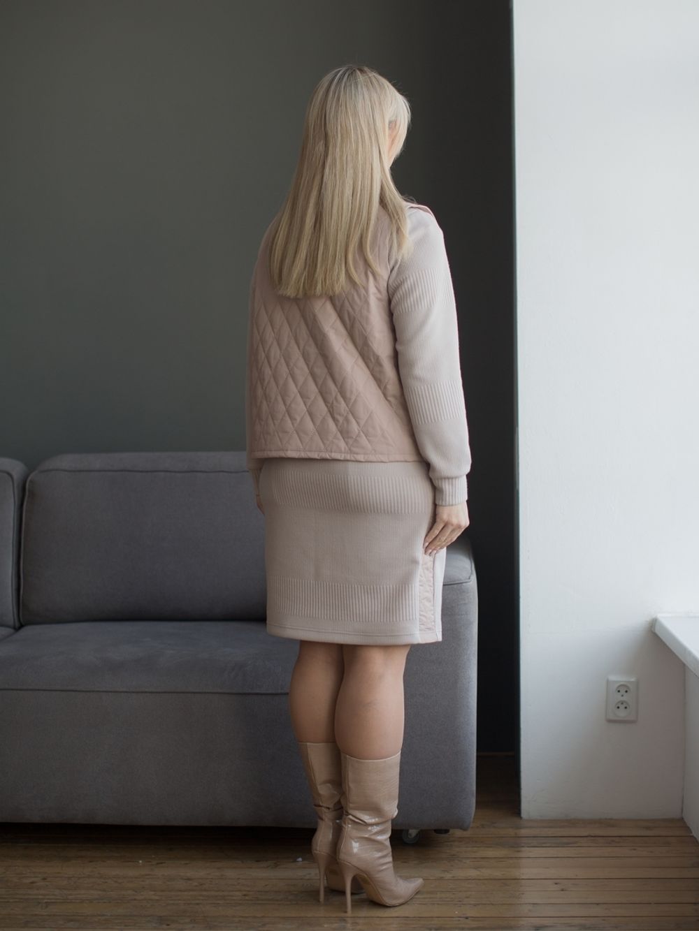 Платье 1386 песочный Novita (Акция)