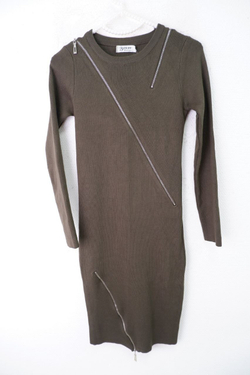 Платье Yan повседневное 40 размер