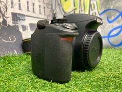 Nikon D3100 11.000 кадров