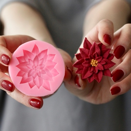 Молд силиконовый «Пуанcеттия (Многолистник)», 6,3×6,3×1,7 см, цвет МИКС