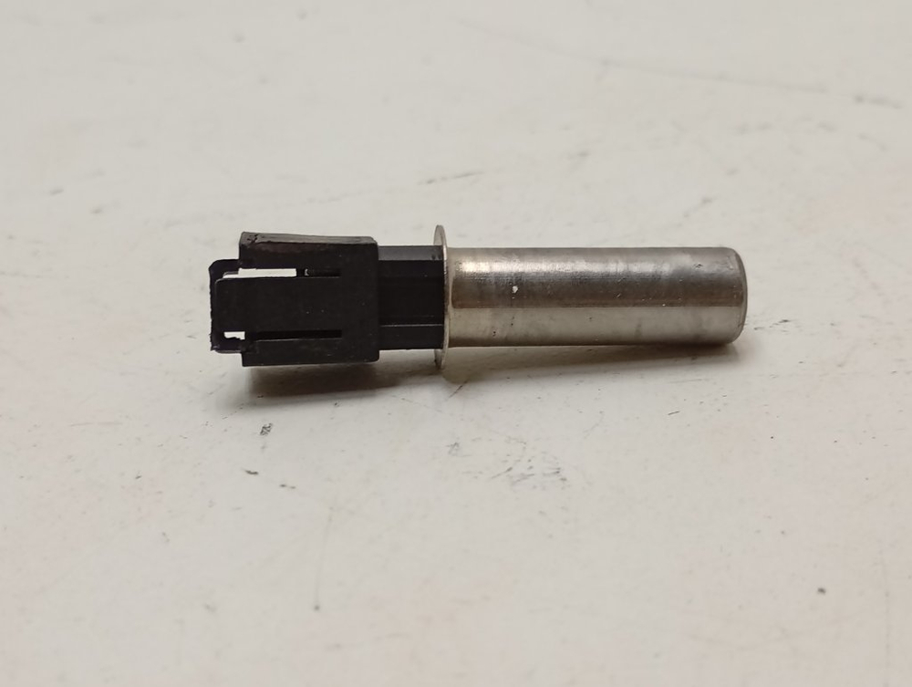 EWUC4105 кт43 Датчик температуры для стиральных машин Indesit Ariston 2790051162 б/у