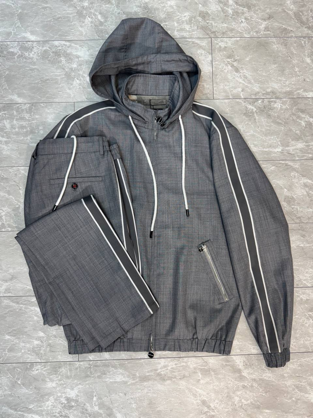 Костюм Kiton