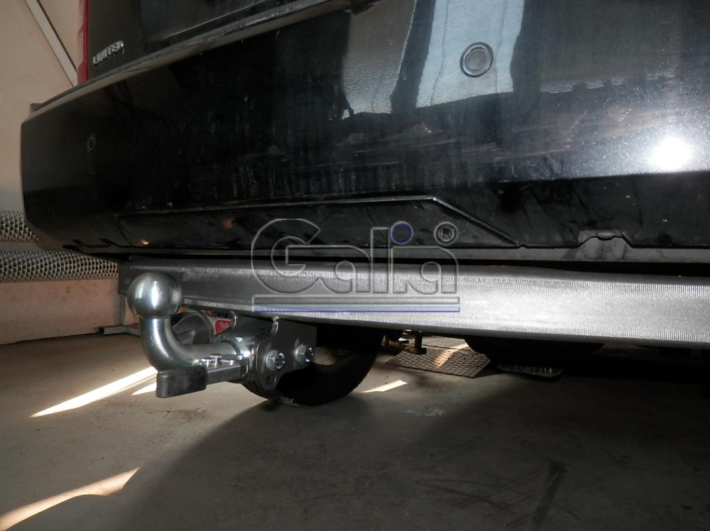 Фаркоп оцинкованный Galia J009C для Jeep Cherokee 2007-2013, Dodge Nitro 2007-2012(паспорт и сертификат в комплекте)(без электрики)