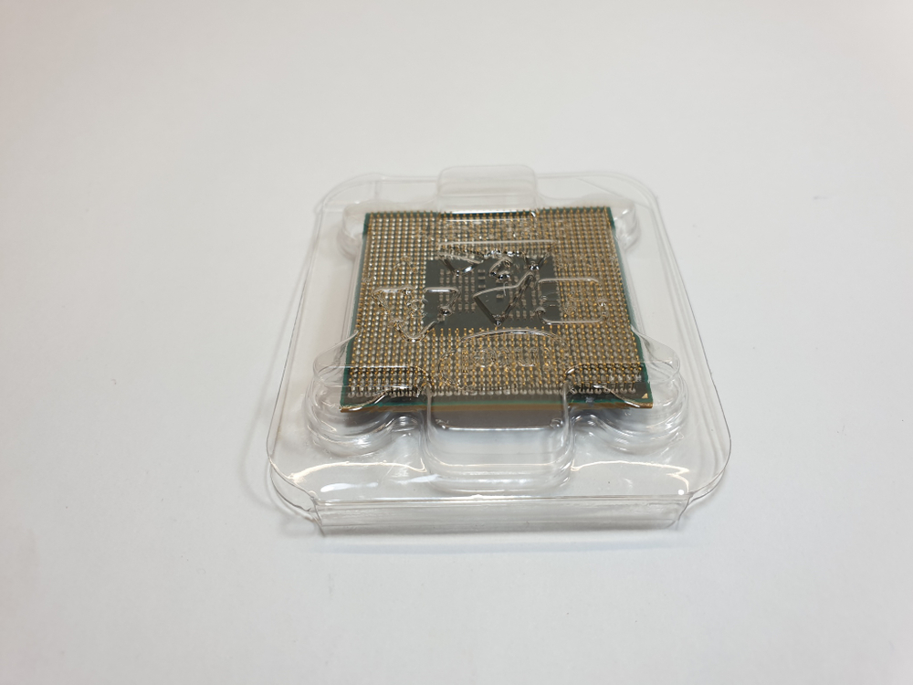 Процессор ноутбука Intel i5-560M SLBTS
