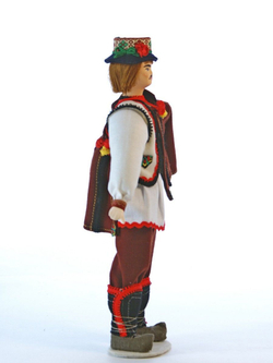 Кукла коллекционная Украинец в гуцульском костюме, Карпаты