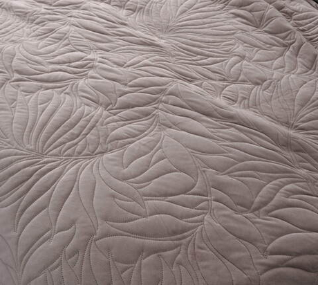 Покрывало 160х220 и наволочка 50х70 Sofi De MarkO Глория розовое