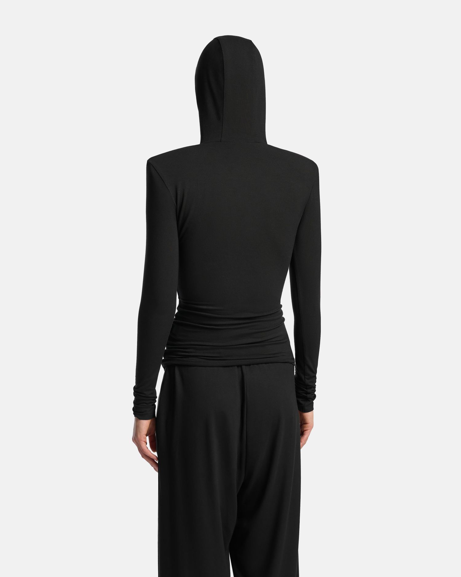 ЛОНГСЛИВ С КАПЮШОНОМ ИЗ ТРИКОТАЖА