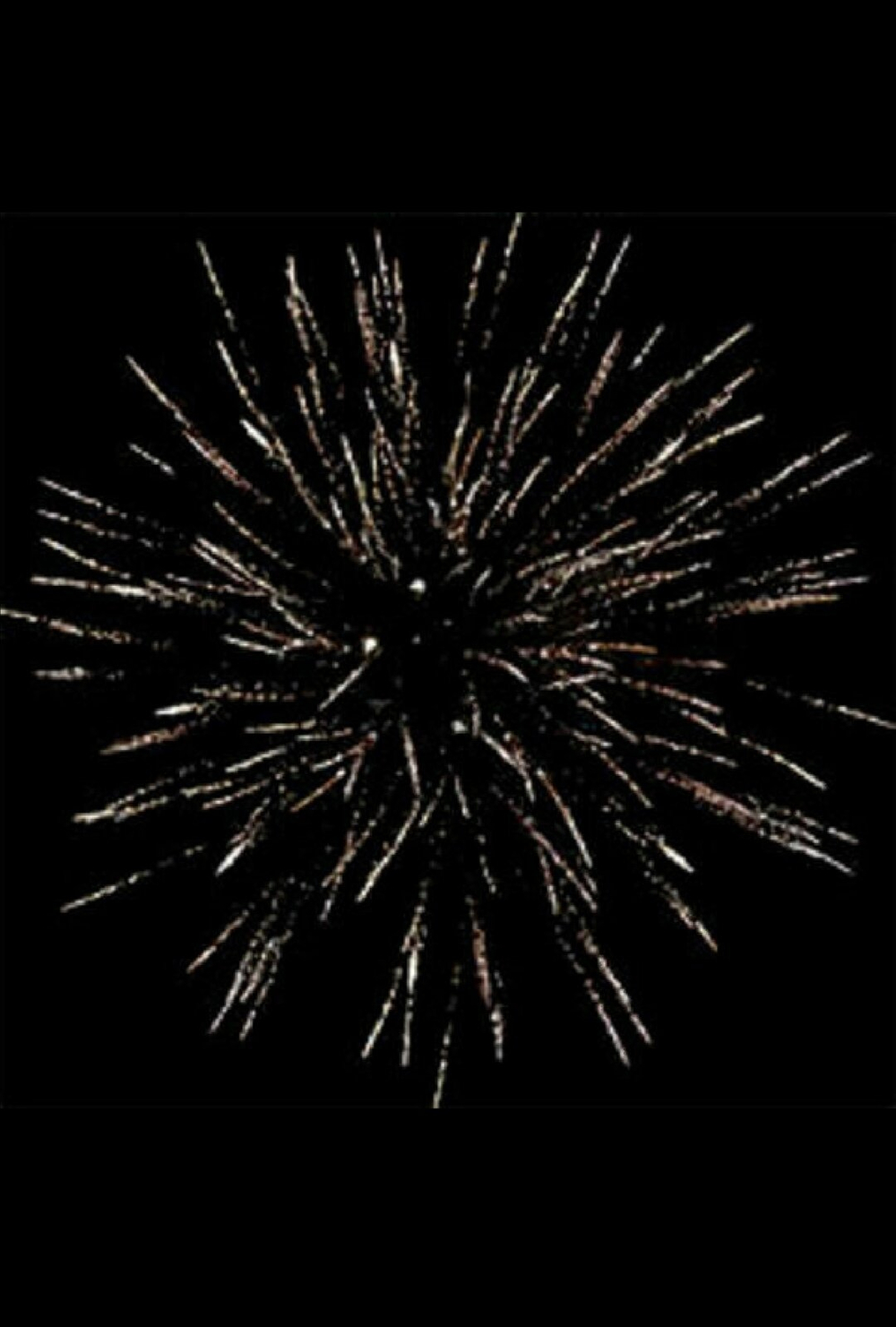 Большой набор салютов, пиротехники на новый год. Петарды 3уп,

 большие бенгальские огни 40см-16штш, хлопушки 12шт, цветной дым 1шт. римские свечи 3шт, фантаны 5шт, салют на 19 залпов, бенгальские огни 54шт,