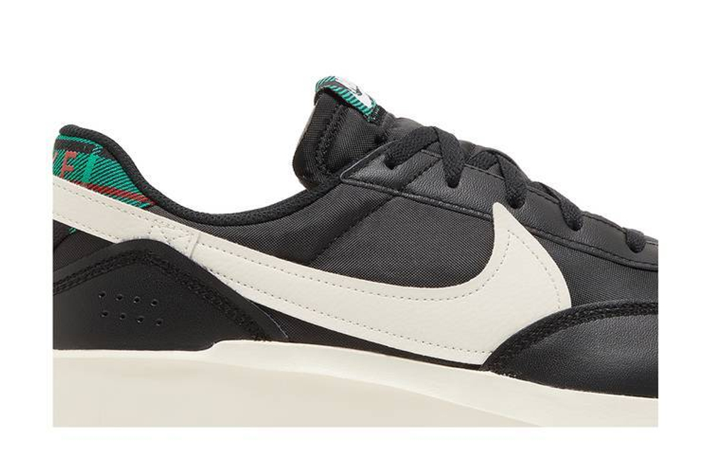 Кроссовки Nike Waffle Debut