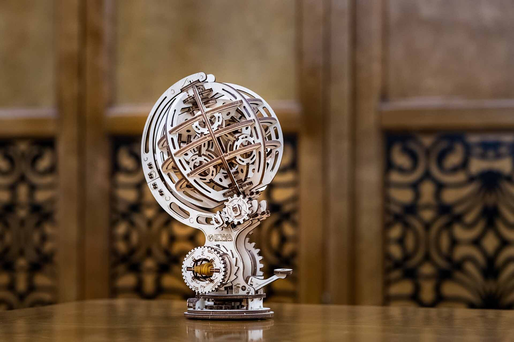Конструктор деревянный 3D EWA Кинетический глобус