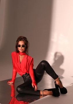 Боди с драпировкой из бифлекса