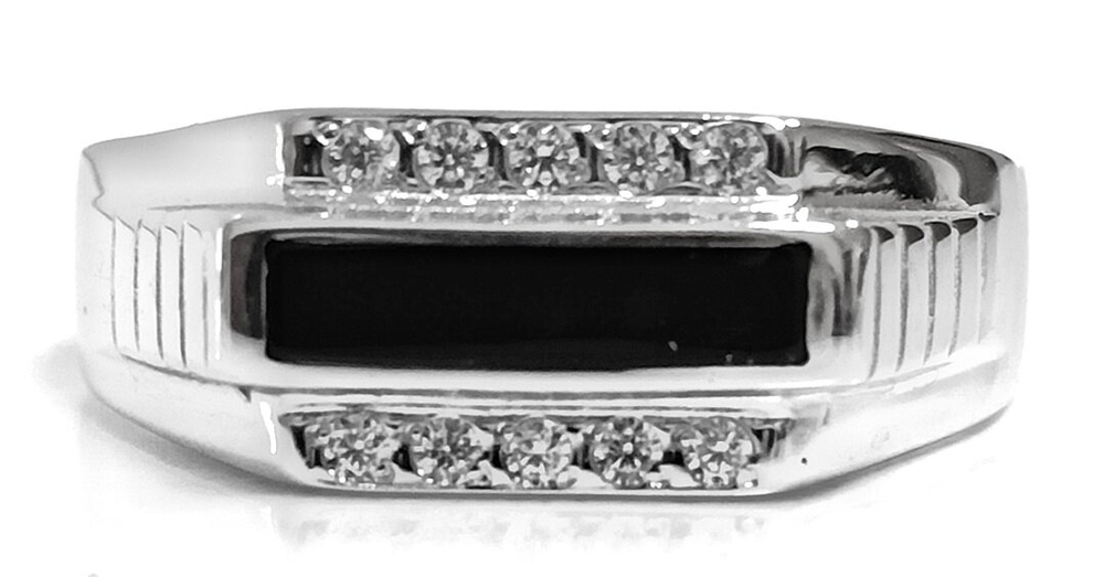 Ювелирное кольцо,серебро,оникс