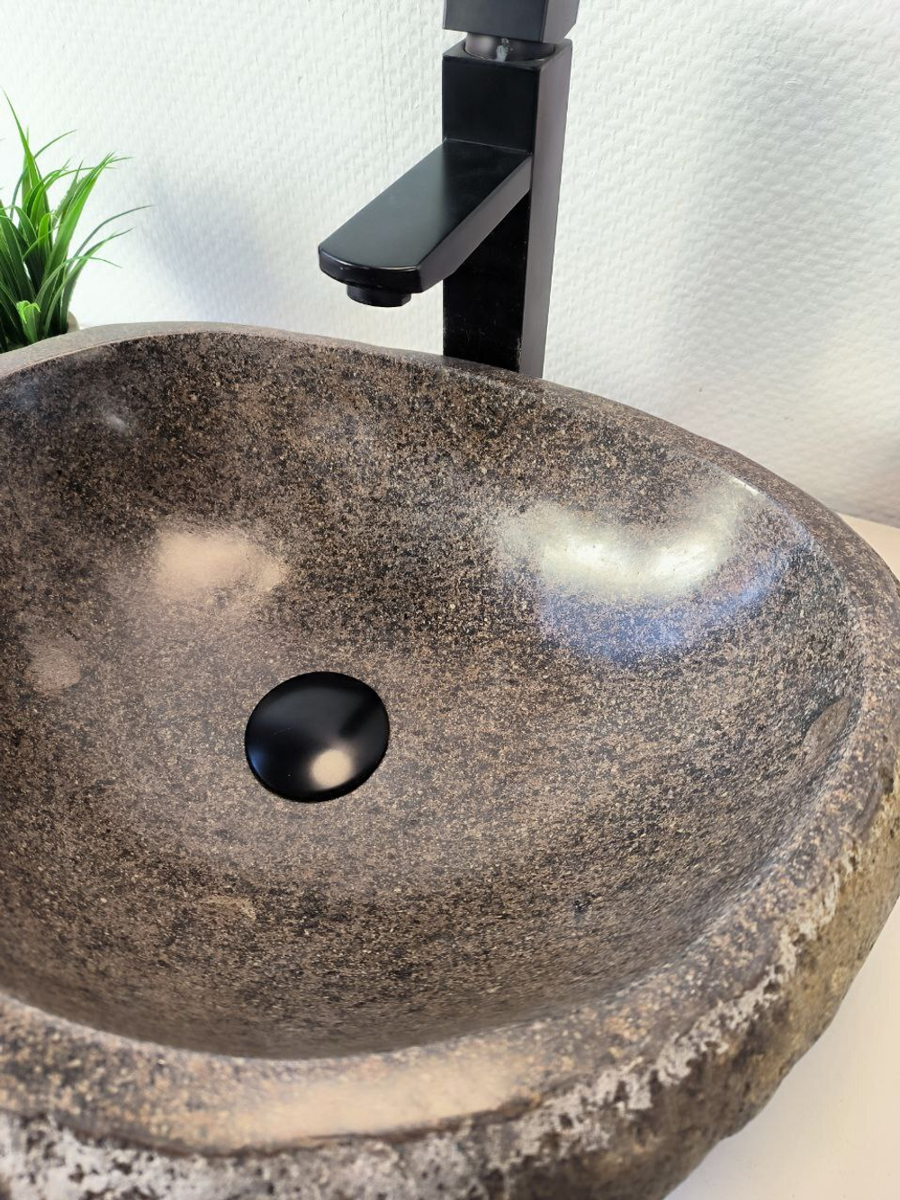 Раковина из речного камня RS-65959 46х37х15 из натурального камня