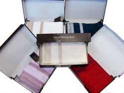 Фирменная упаковка Trussardi