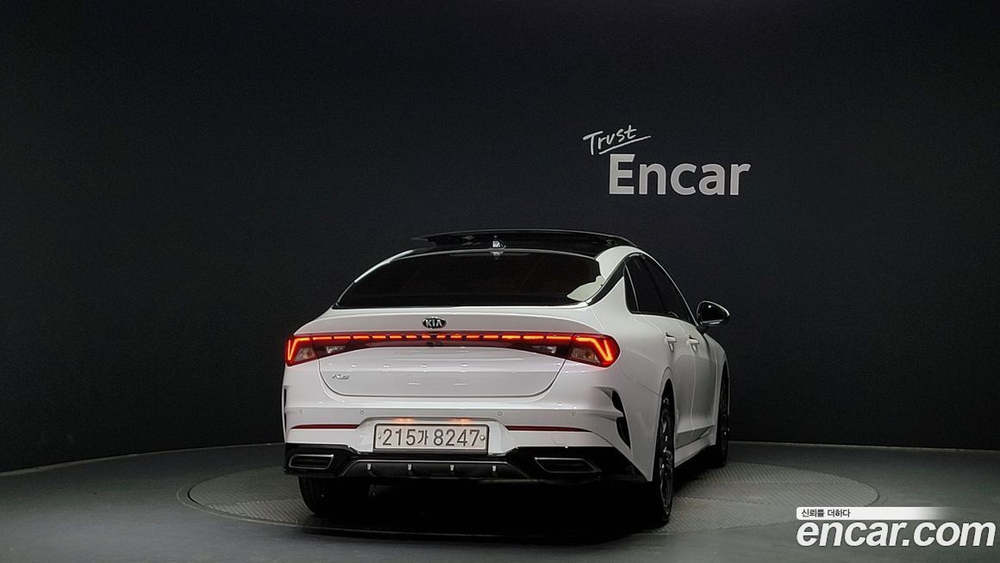 Kia K5 (Optima) 3 Generation 2.0 (05.2020)