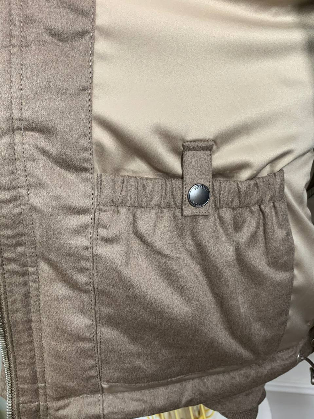 Пуховик Burberry