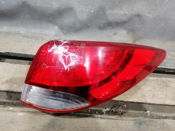 Фонарь задний правый внешний Hyundai ix35 (LM) 10-13 Б/У Оригинал 924022Y000