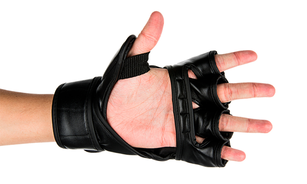 UFC Перчатки MMA для грэпплинга 7 унций чёрные S/M