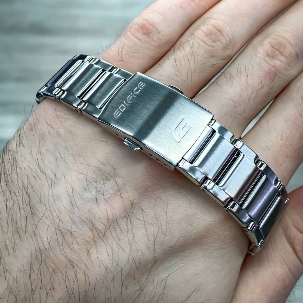 Casio EFS-S570DB-2A