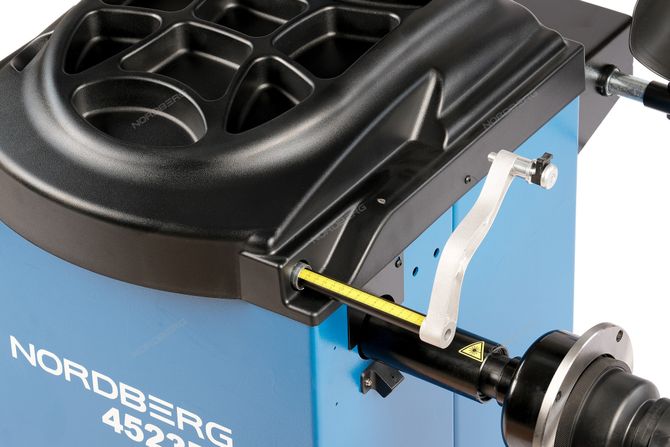 NORDBERG (4523PA) Станок балансировочный автоматический с дисплеем