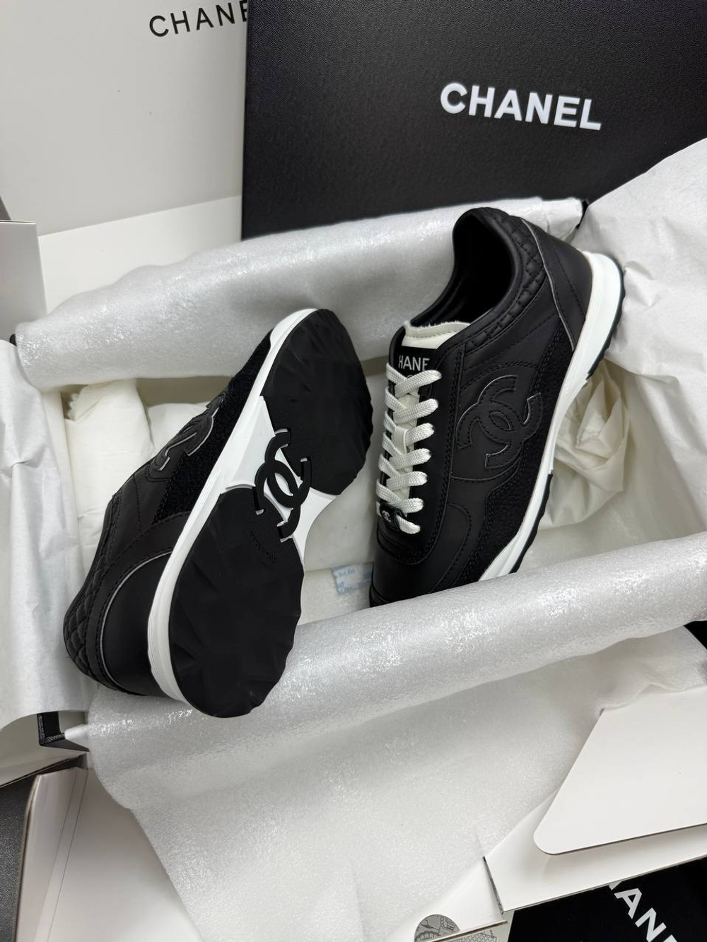Кроссовки Chanel