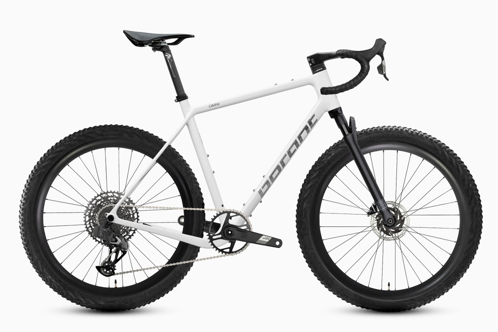 BORANT GRIT 30 SW + Rock Shox Rudy 40mm