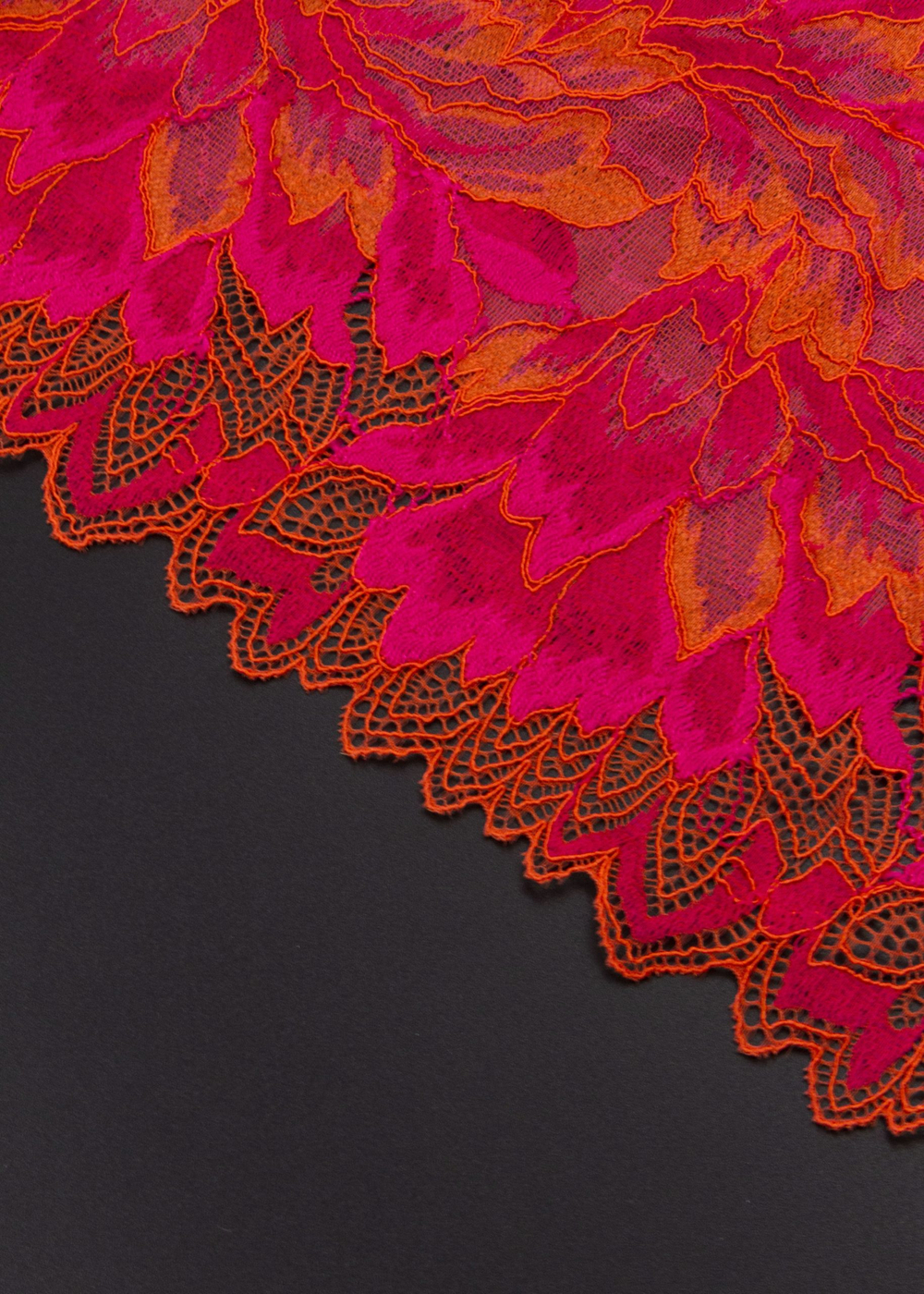 Эластичное кружево фуксия с оранжевым ширина 20 см