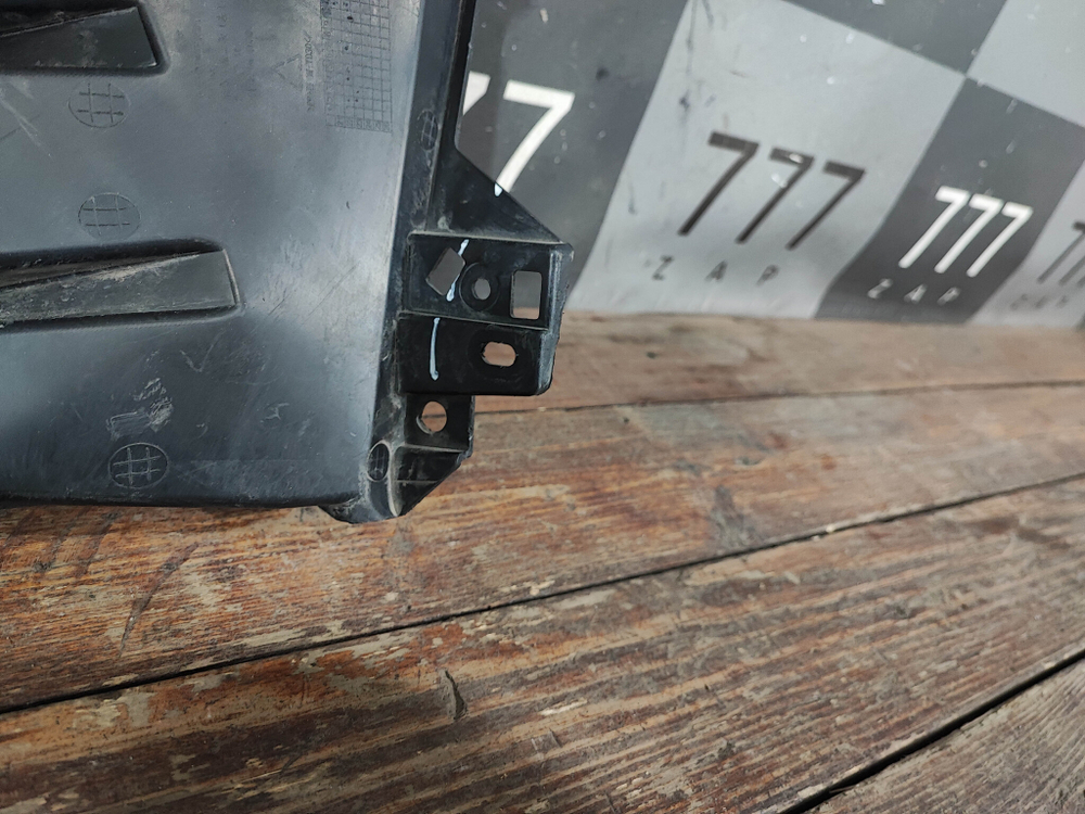 Воздуховод переднего бампера Changan UNI-V 22-нв Б/У Оригинал 2803335DE01