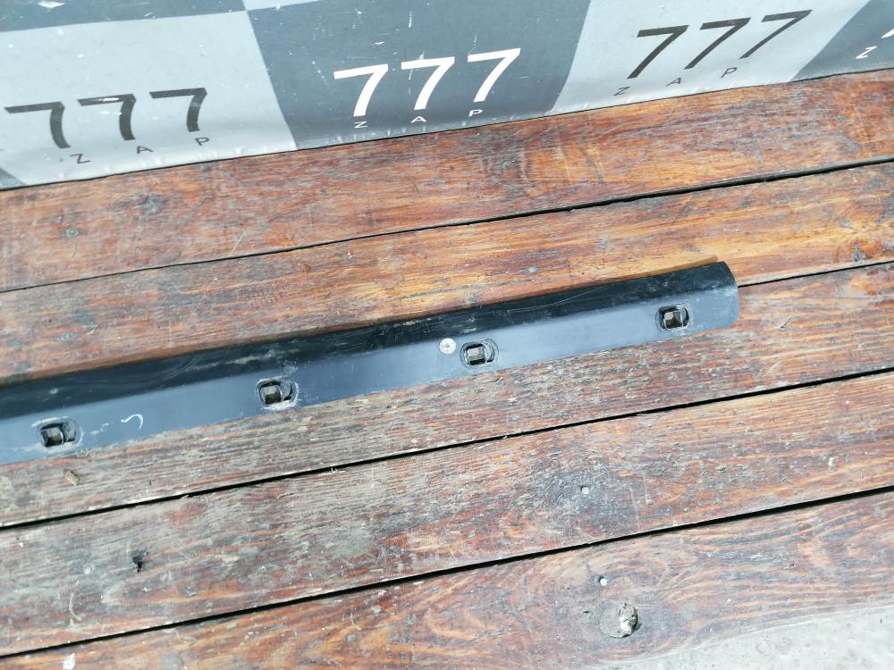 Накладка порога левая наружняя Toyota Corolla (E150) 06-10 Б/У Оригинал 7585212110