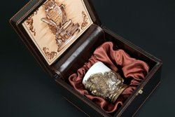 Чашка для кофе "Мудрому руководителю" в подарочном кейсе