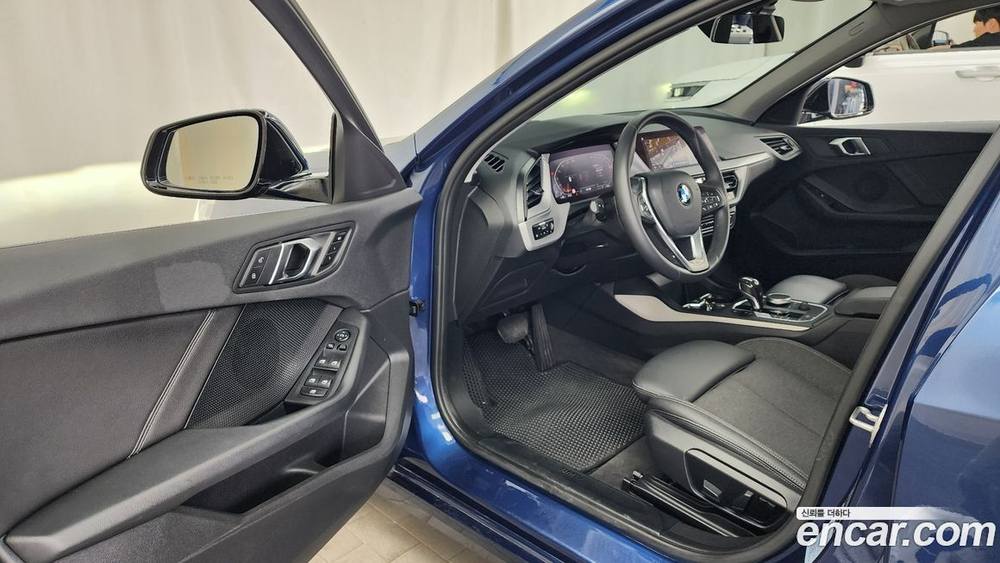 BMW 1 Series (F40) 118d Joy First Editions (02.2021)