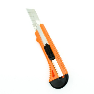 Нож Bohrer с выдвижными лезвиями 18 мм усиленный, с металл. направляющей (сталь SK4)