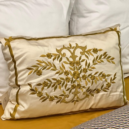 Подушка шёлковая, 43х63 см, ручной работы