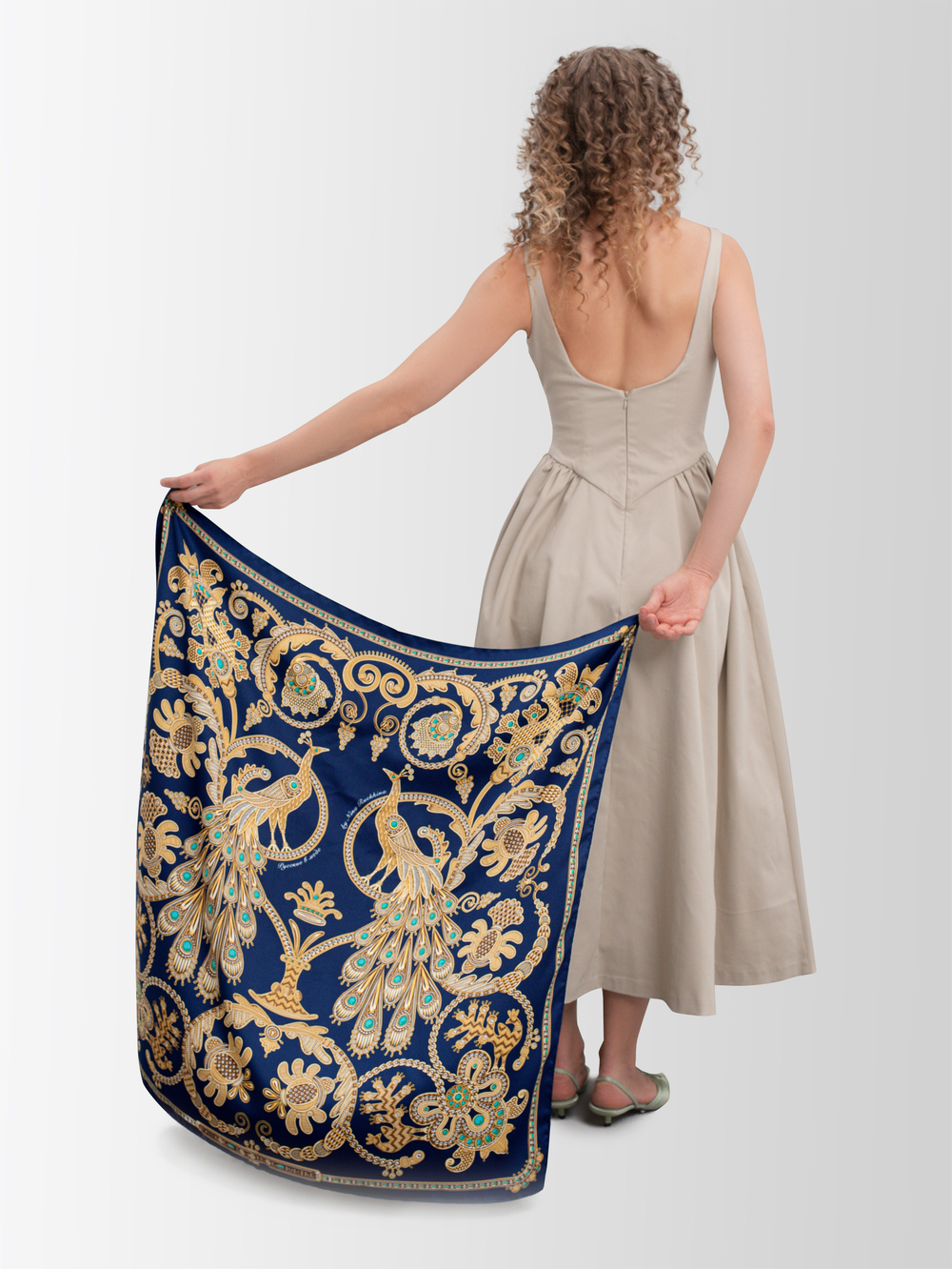 Платок «Русское золотное шитьё»