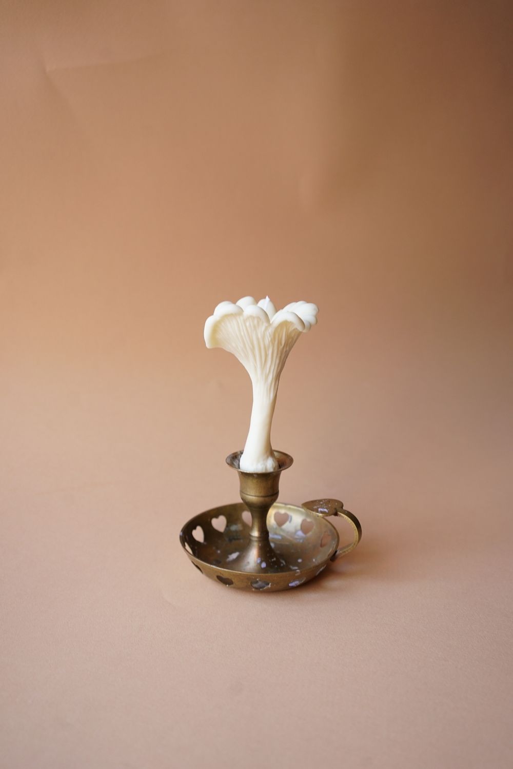 Свеча Unification Love Гриб Лисичка Белая (Дымчатый уд)