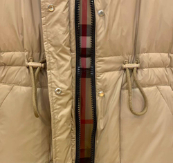 Пуховик Burberry