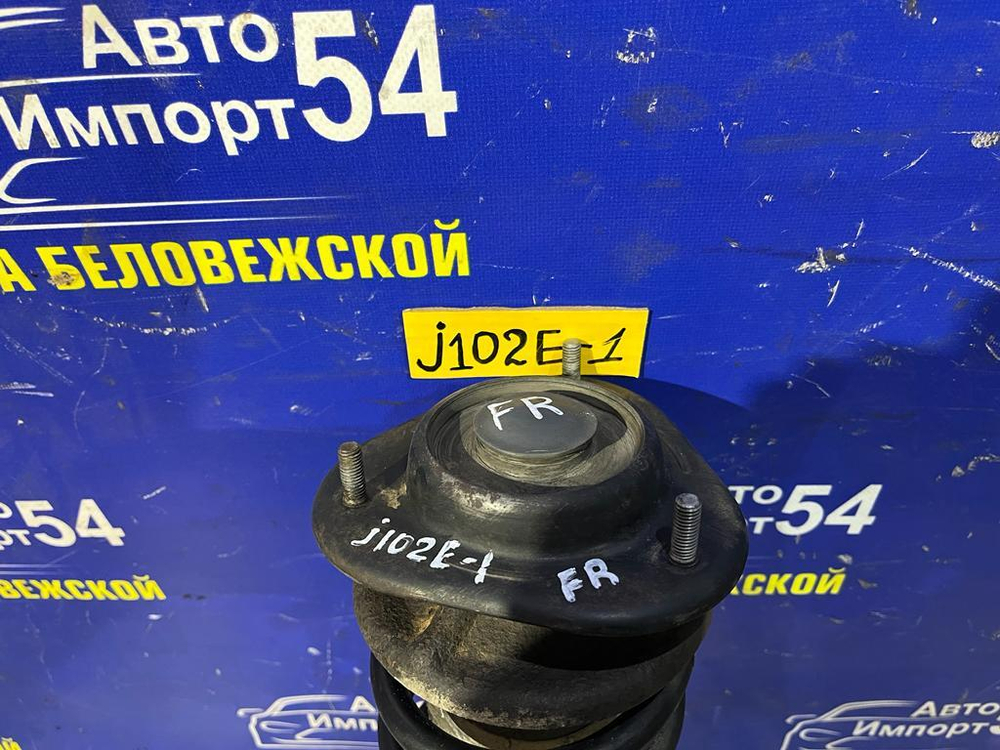 Стойка передняя правая TOYOTA CAMI 2000