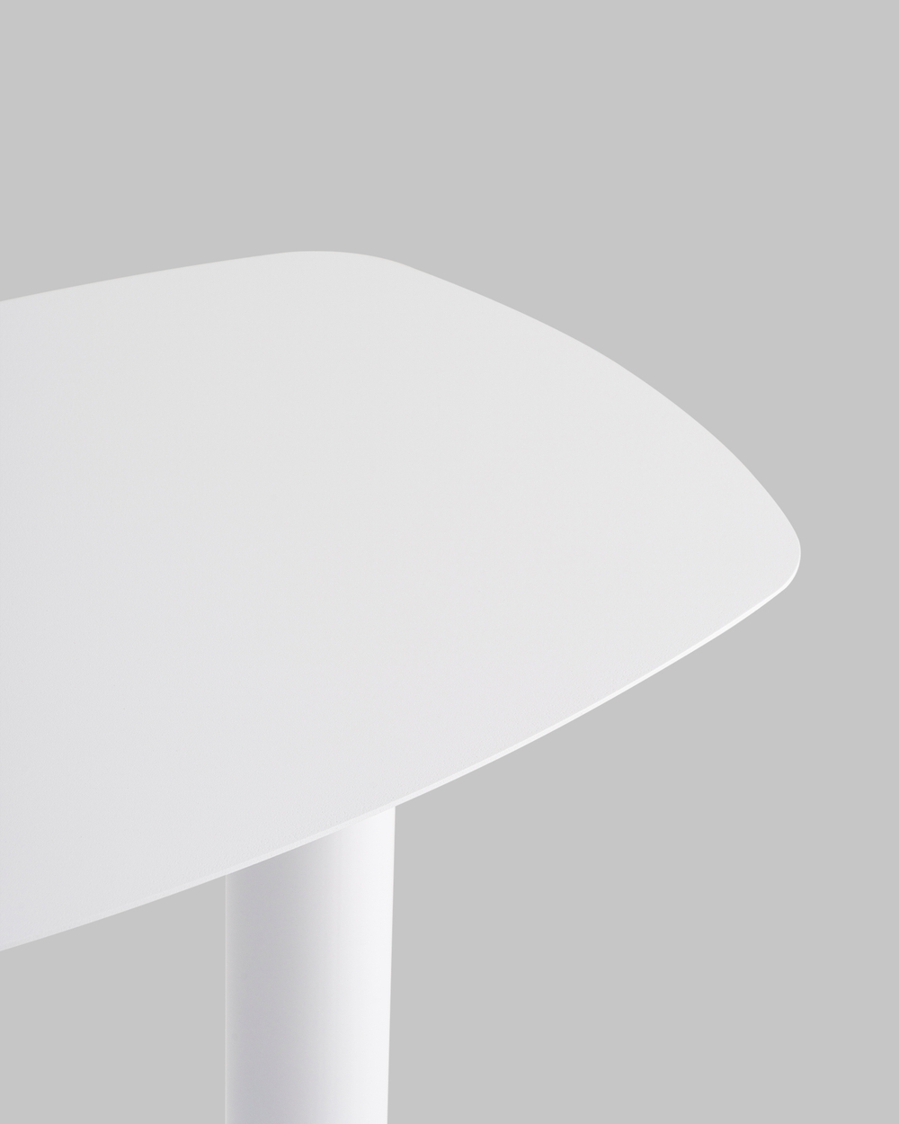 Журнальный столик Eanna S металл белый