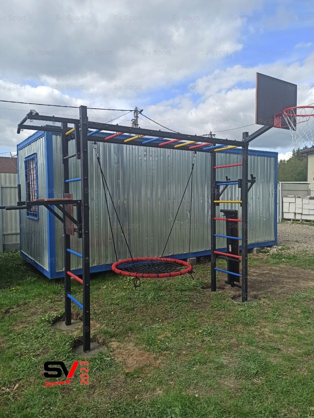 Монтаж уличной шведской стенки Sv Sport Рукоход (4 вертикальных столба)