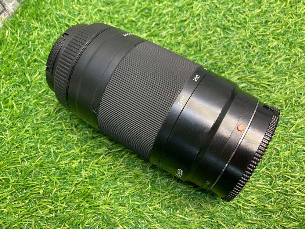 Sony 75-300mm 4.5-5.6 (SAL-75300)