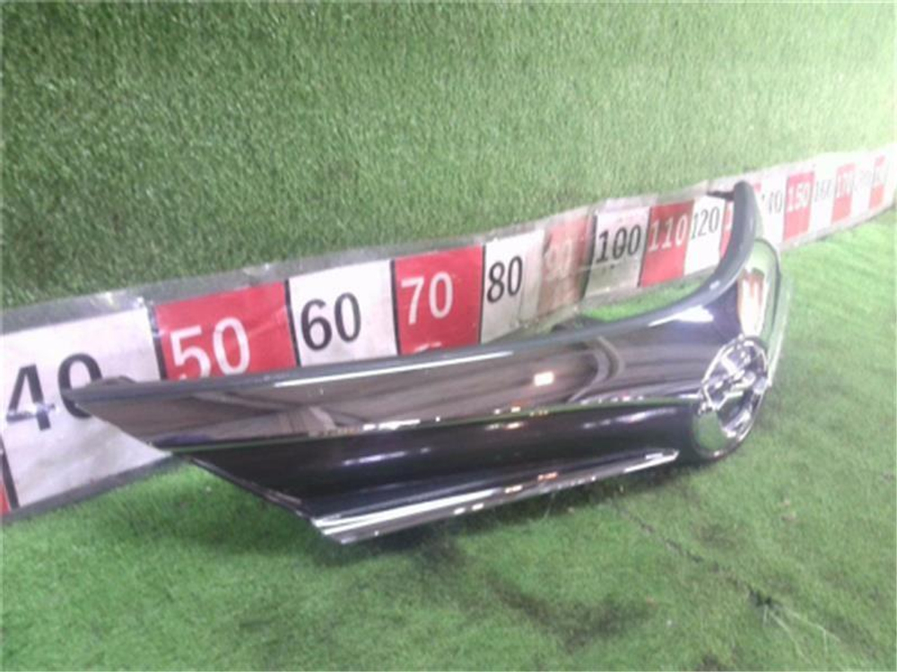 решетка радиатора Toyota Corolla Axio NZE161 165
